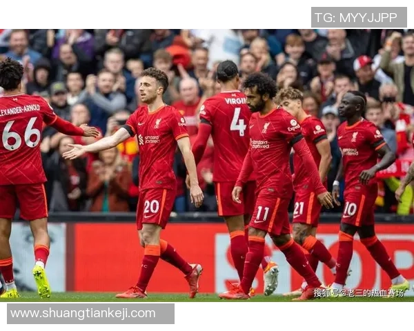 利物浦与阿森纳的对决分析及战术解读全景呈现